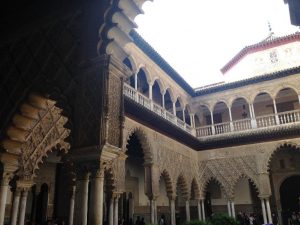 Patio del Alcazar de Sevilla
